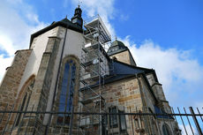Arbeiten an der neuen Heizungs- und Lüftungsanlage, sowie der Elektronik in St. Crescentius (Foto: Karl-Franz Thiede)